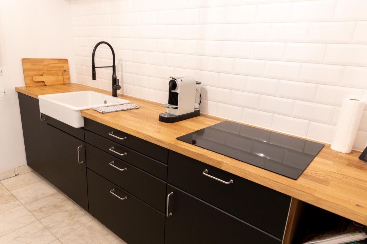 Design Apartments Near Mariahilferstrasse Виена Екстериор снимка