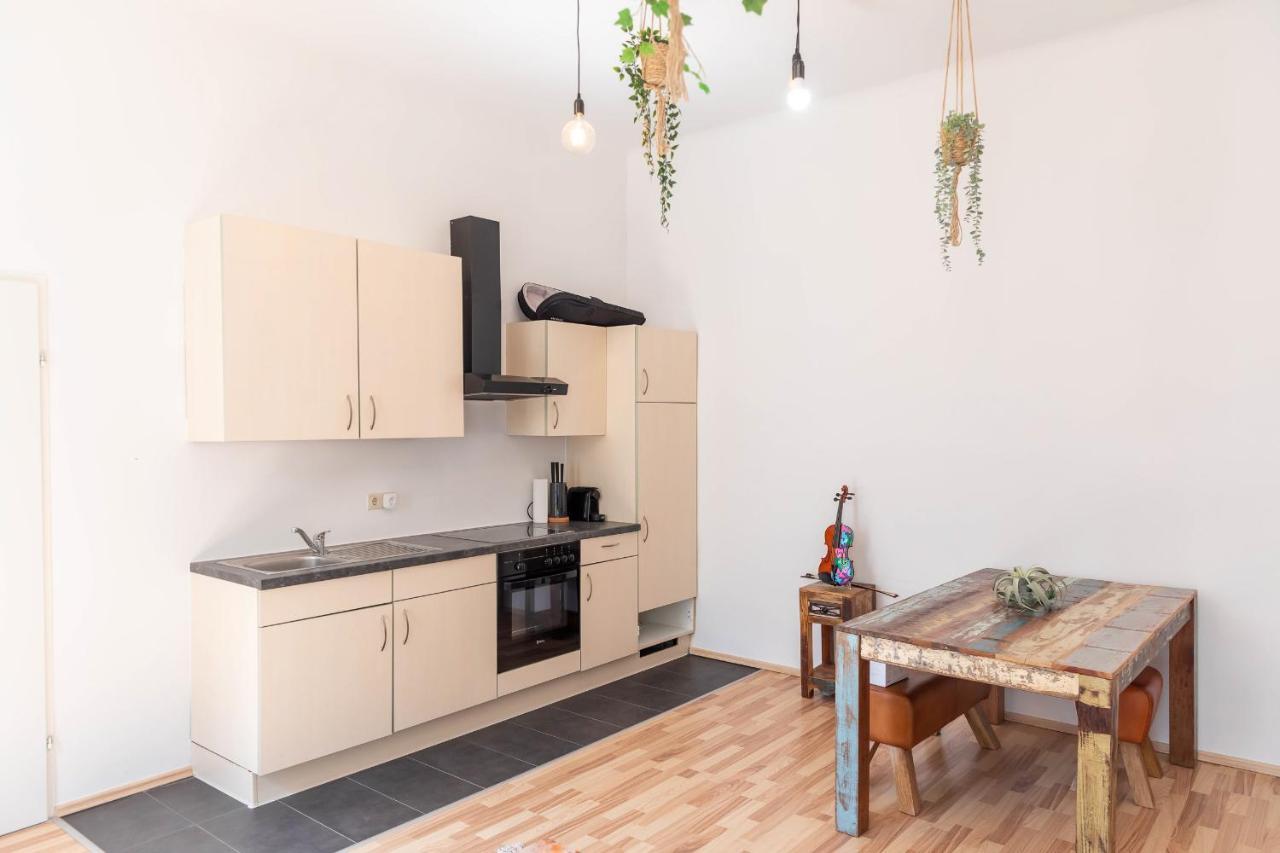 Design Apartments Near Mariahilferstrasse Виена Екстериор снимка